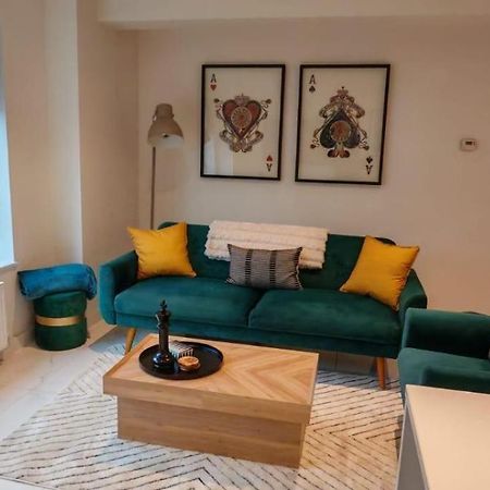 Luxury Apartment: City Centre, Stylish, Modern Честер Экстерьер фото