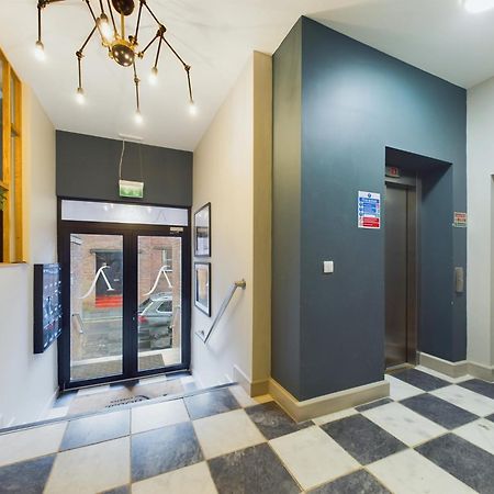 Luxury Apartment: City Centre, Stylish, Modern Честер Экстерьер фото